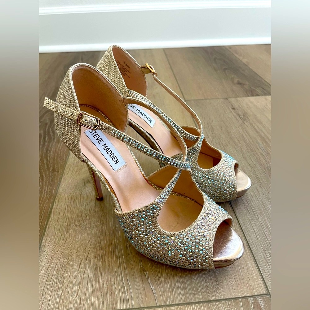 Steve Madden Rumba Heels
